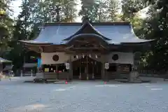 伊和神社の本殿