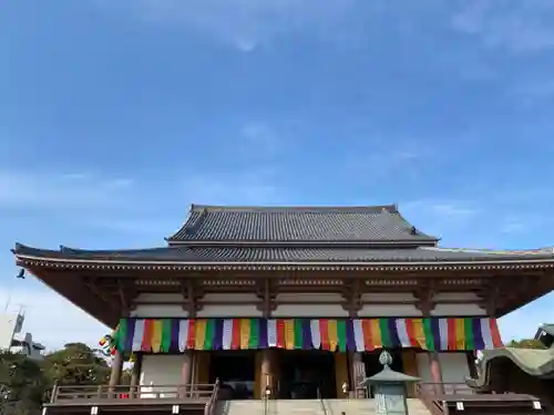 西新井大師総持寺の本殿・本堂