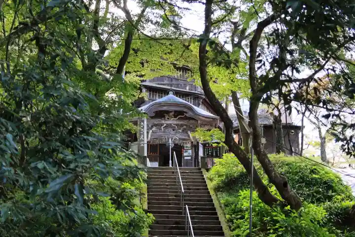 円通三匝堂(さざえ堂)の景色