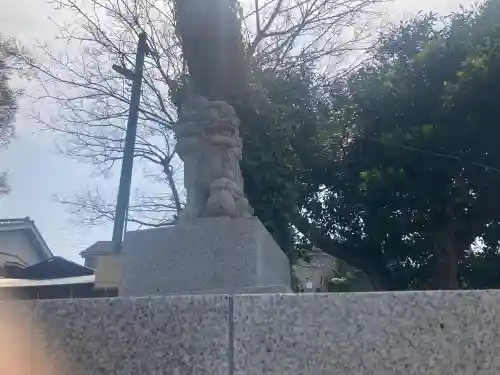 久里浜住吉神社の{uncategorized: "未分類", other: "その他", undefined: "問題あり", building: "その他建物", grave: "お墓", sacred_gate: "鳥居", guardian: "狛犬", statue: "像", buddha: "仏像", history: "歴史", nature: "自然", garden: "庭園", animal: "動物", pagoda: "塔", temizu: "手水舎", mountain_gate: "山門・神門", sanctuary: "本殿・本堂", subordinate: "末社・摂社", art: "芸術", scenery: "景色", jizo: "地蔵", ema: "絵馬", goshuin: "御朱印", omikuji: "おみくじ", items: "授与品その他", amulet: "お守り", goshuincho: "御朱印帳", eats: "食事", festival: "お祭り", votive_dance: "神楽", shichigosan: "七五三参", wedding: "結婚式", experience: "体験その他", initially: "初詣", around: "周辺", anti_infection: "感染症対策"}