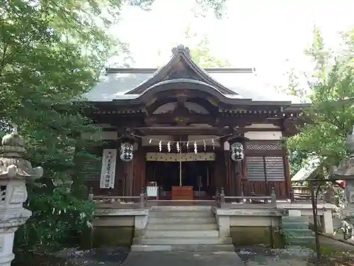皆野椋神社の本殿・本堂