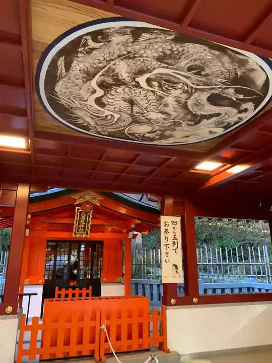 九頭龍神社本宮の芸術