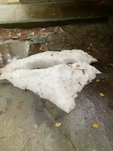 日吉神社の{uncategorized: "未分類", other: "その他", undefined: "問題あり", building: "その他建物", grave: "お墓", sacred_gate: "鳥居", guardian: "狛犬", statue: "像", buddha: "仏像", history: "歴史", nature: "自然", garden: "庭園", animal: "動物", pagoda: "塔", temizu: "手水舎", mountain_gate: "山門・神門", sanctuary: "本殿・本堂", subordinate: "末社・摂社", art: "芸術", scenery: "景色", jizo: "地蔵", ema: "絵馬", goshuin: "御朱印", omikuji: "おみくじ", items: "授与品その他", amulet: "お守り", goshuincho: "御朱印帳", eats: "食事", festival: "お祭り", votive_dance: "神楽", shichigosan: "七五三参", wedding: "結婚式", experience: "体験その他", initially: "初詣", around: "周辺", anti_infection: "感染症対策"}