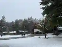 北海道神宮の{uncategorized: "未分類", other: "その他", undefined: "問題あり", building: "その他建物", grave: "お墓", sacred_gate: "鳥居", guardian: "狛犬", statue: "像", buddha: "仏像", history: "歴史", nature: "自然", garden: "庭園", animal: "動物", pagoda: "塔", temizu: "手水舎", mountain_gate: "山門・神門", sanctuary: "本殿・本堂", subordinate: "末社・摂社", art: "芸術", scenery: "景色", jizo: "地蔵", ema: "絵馬", goshuin: "御朱印", omikuji: "おみくじ", items: "授与品その他", amulet: "お守り", goshuincho: "御朱印帳", eats: "食事", festival: "お祭り", votive_dance: "神楽", shichigosan: "七五三参", wedding: "結婚式", experience: "体験その他", initially: "初詣", around: "周辺", anti_infection: "感染症対策"}
