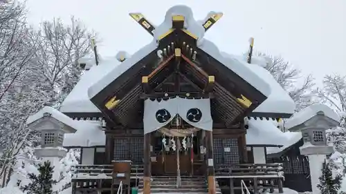 比布神社の本殿