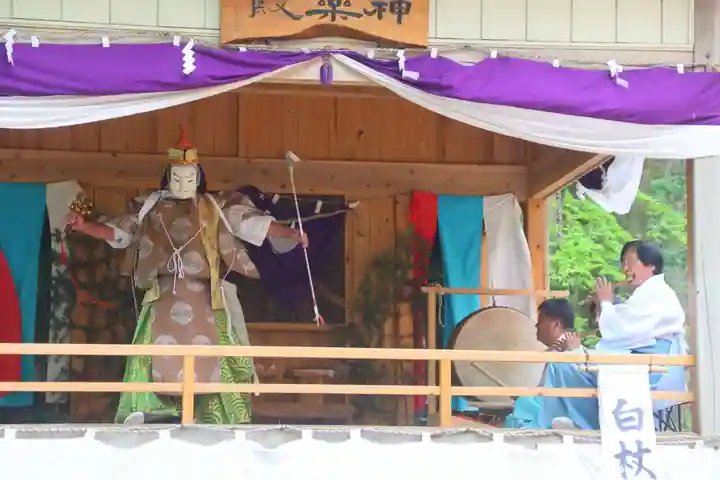 紀伊宮神社の神楽