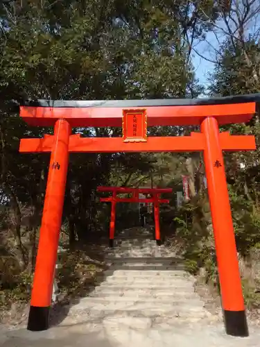 天開稲荷社の鳥居