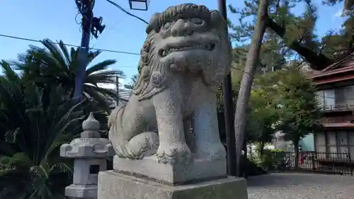 湯前神社の狛犬