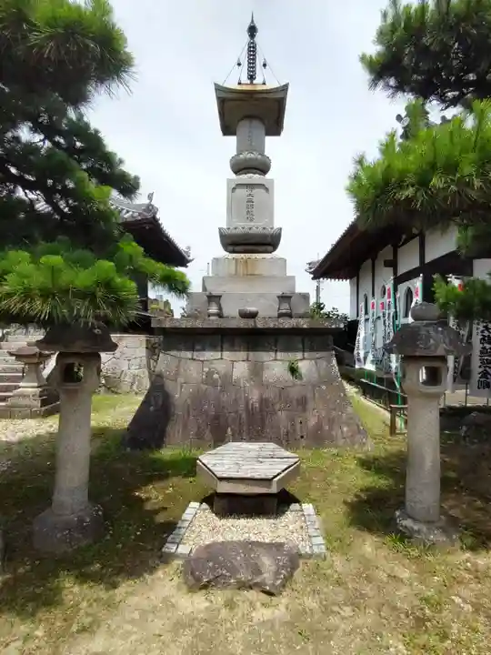 常楽寺の塔