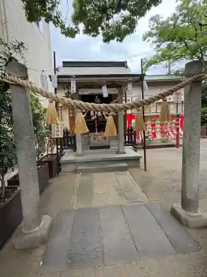 溝口神社の{uncategorized: "未分類", other: "その他", undefined: "問題あり", building: "その他建物", grave: "お墓", sacred_gate: "鳥居", guardian: "狛犬", statue: "像", buddha: "仏像", history: "歴史", nature: "自然", garden: "庭園", animal: "動物", pagoda: "塔", temizu: "手水舎", mountain_gate: "山門・神門", sanctuary: "本殿・本堂", subordinate: "末社・摂社", art: "芸術", scenery: "景色", jizo: "地蔵", ema: "絵馬", goshuin: "御朱印", omikuji: "おみくじ", items: "授与品その他", amulet: "お守り", goshuincho: "御朱印帳", eats: "食事", festival: "お祭り", votive_dance: "神楽", shichigosan: "七五三参", wedding: "結婚式", experience: "体験その他", initially: "初詣", around: "周辺", anti_infection: "感染症対策"}