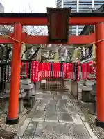 博労稲荷神社の{uncategorized: "未分類", other: "その他", undefined: "問題あり", building: "その他建物", grave: "お墓", sacred_gate: "鳥居", guardian: "狛犬", statue: "像", buddha: "仏像", history: "歴史", nature: "自然", garden: "庭園", animal: "動物", pagoda: "塔", temizu: "手水舎", mountain_gate: "山門・神門", sanctuary: "本殿・本堂", subordinate: "末社・摂社", art: "芸術", scenery: "景色", jizo: "地蔵", ema: "絵馬", goshuin: "御朱印", omikuji: "おみくじ", items: "授与品その他", amulet: "お守り", goshuincho: "御朱印帳", eats: "食事", festival: "お祭り", votive_dance: "神楽", shichigosan: "七五三参", wedding: "結婚式", experience: "体験その他", initially: "初詣", around: "周辺", anti_infection: "感染症対策"}