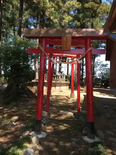 淵名神社の末社