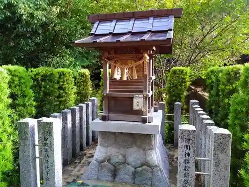 諏訪社（相原郷諏訪社）の末社・摂社