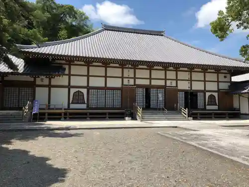 西光寺の本殿