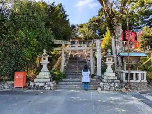 二宮神社の鳥居