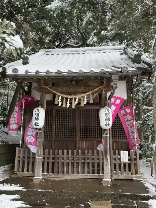 前玉神社の{uncategorized: "未分類", other: "その他", undefined: "問題あり", building: "その他建物", grave: "お墓", sacred_gate: "鳥居", guardian: "狛犬", statue: "像", buddha: "仏像", history: "歴史", nature: "自然", garden: "庭園", animal: "動物", pagoda: "塔", temizu: "手水舎", mountain_gate: "山門・神門", sanctuary: "本殿・本堂", subordinate: "末社・摂社", art: "芸術", scenery: "景色", jizo: "地蔵", ema: "絵馬", goshuin: "御朱印", omikuji: "おみくじ", items: "授与品その他", amulet: "お守り", goshuincho: "御朱印帳", eats: "食事", festival: "お祭り", votive_dance: "神楽", shichigosan: "七五三参", wedding: "結婚式", experience: "体験その他", initially: "初詣", around: "周辺", anti_infection: "感染症対策"}