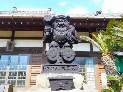 福生寺の像