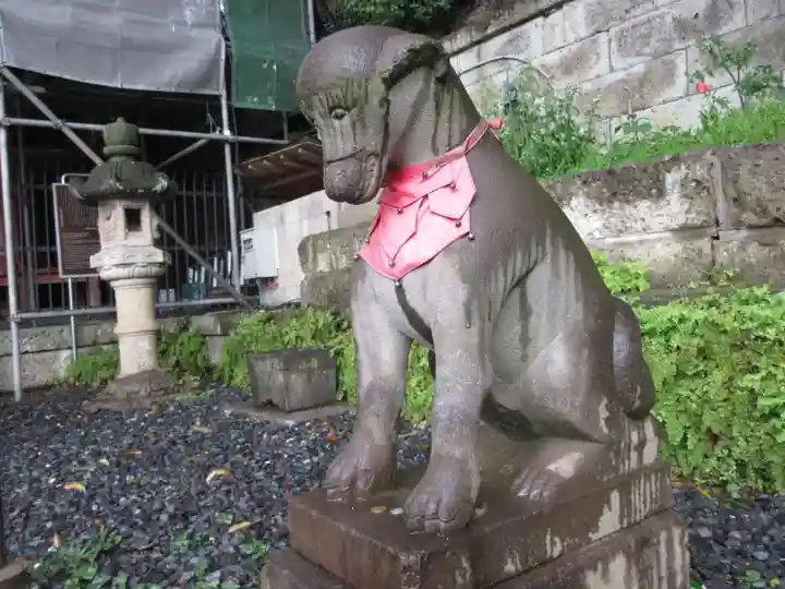 瀧泉寺(目黒不動尊)の狛犬