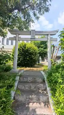 庚申様(富士塚と庚申塔)の鳥居
