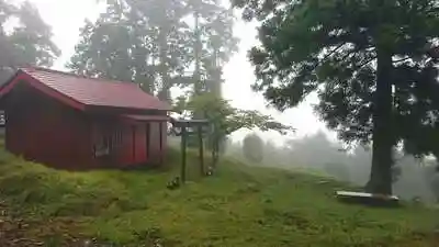 三国神社の本殿