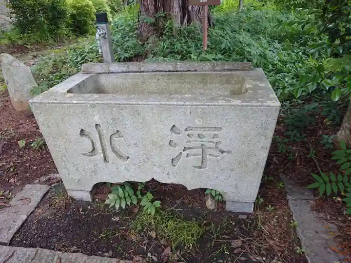 易往寺の手水舎
