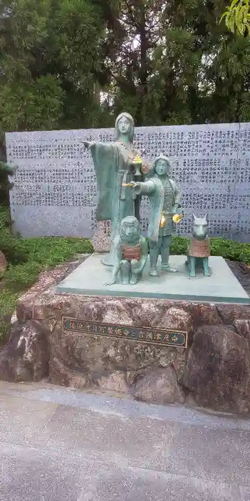 田村神社の像
