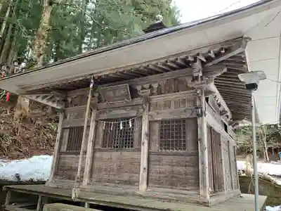 湯野上温泉神社の本殿・本堂