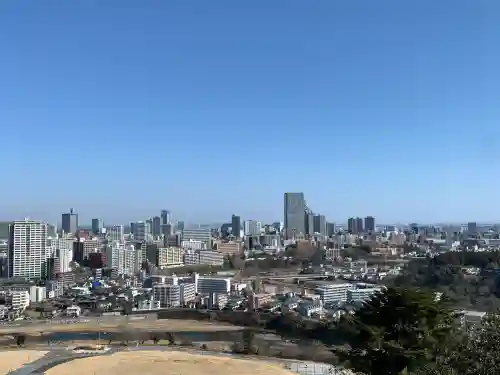 宮城縣護國神社の{uncategorized: "未分類", other: "その他", undefined: "問題あり", building: "その他建物", grave: "お墓", sacred_gate: "鳥居", guardian: "狛犬", statue: "像", buddha: "仏像", history: "歴史", nature: "自然", garden: "庭園", animal: "動物", pagoda: "塔", temizu: "手水舎", mountain_gate: "山門・神門", sanctuary: "本殿・本堂", subordinate: "末社・摂社", art: "芸術", scenery: "景色", jizo: "地蔵", ema: "絵馬", goshuin: "御朱印", omikuji: "おみくじ", items: "授与品その他", amulet: "お守り", goshuincho: "御朱印帳", eats: "食事", festival: "お祭り", votive_dance: "神楽", shichigosan: "七五三参", wedding: "結婚式", experience: "体験その他", initially: "初詣", around: "周辺", anti_infection: "感染症対策"}