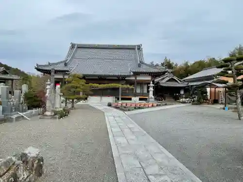 浄福寺の{uncategorized: "未分類", other: "その他", undefined: "問題あり", building: "その他建物", grave: "お墓", sacred_gate: "鳥居", guardian: "狛犬", statue: "像", buddha: "仏像", history: "歴史", nature: "自然", garden: "庭園", animal: "動物", pagoda: "塔", temizu: "手水舎", mountain_gate: "山門・神門", sanctuary: "本殿・本堂", subordinate: "末社・摂社", art: "芸術", scenery: "景色", jizo: "地蔵", ema: "絵馬", goshuin: "御朱印", omikuji: "おみくじ", items: "授与品その他", amulet: "お守り", goshuincho: "御朱印帳", eats: "食事", festival: "お祭り", votive_dance: "神楽", shichigosan: "七五三参", wedding: "結婚式", experience: "体験その他", initially: "初詣", around: "周辺", anti_infection: "感染症対策"}