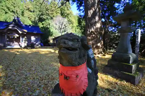 大石見神社の狛犬