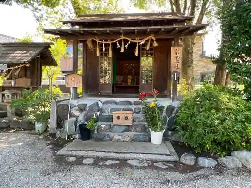 神館神社の末社