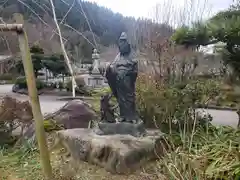 御誕生寺（猫寺）の仏像