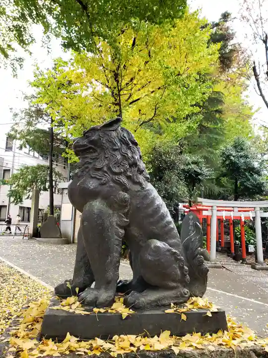 鳩森八幡神社の狛犬