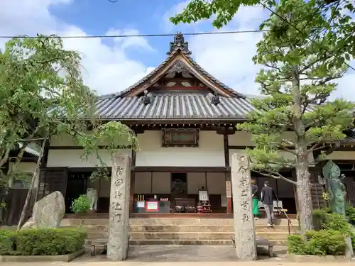 念仏寺の本殿・本堂