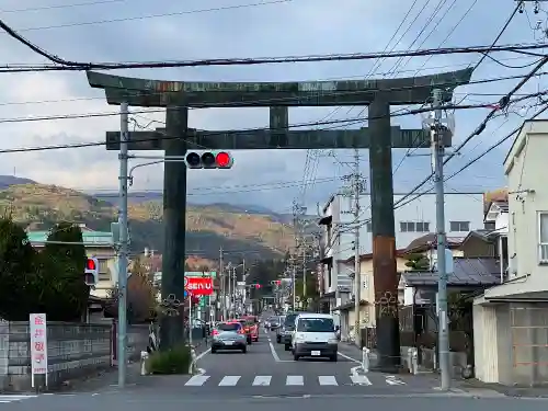 諏訪大社下社春宮の鳥居