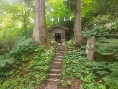 戸隠神社奥社の末社・摂社