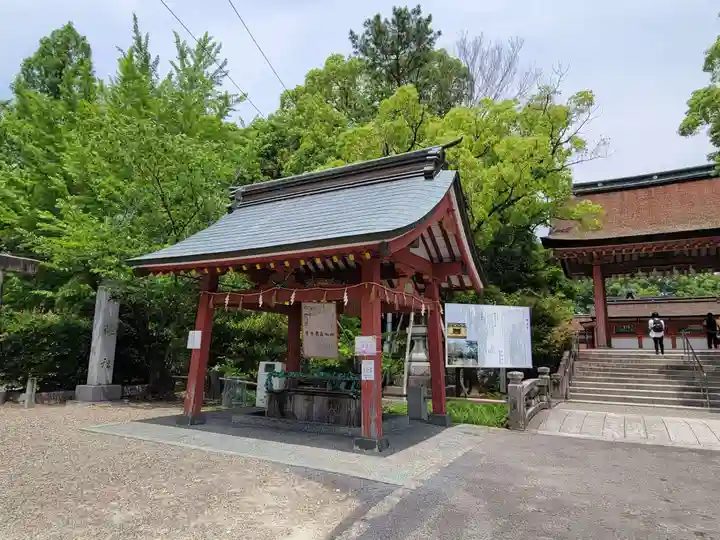 津島神社の手水舎