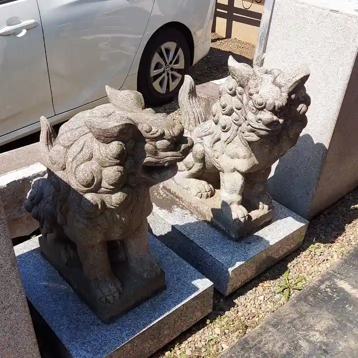 池袋御嶽神社の狛犬