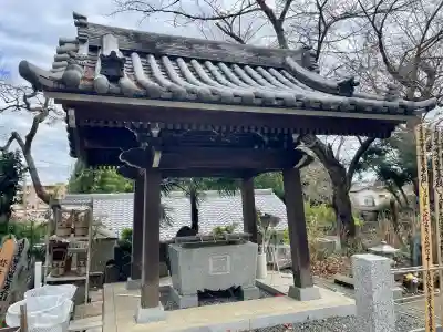 本乗寺の{uncategorized: "未分類", other: "その他", undefined: "問題あり", building: "その他建物", grave: "お墓", sacred_gate: "鳥居", guardian: "狛犬", statue: "像", buddha: "仏像", history: "歴史", nature: "自然", garden: "庭園", animal: "動物", pagoda: "塔", temizu: "手水舎", mountain_gate: "山門・神門", sanctuary: "本殿・本堂", subordinate: "末社・摂社", art: "芸術", scenery: "景色", jizo: "地蔵", ema: "絵馬", goshuin: "御朱印", omikuji: "おみくじ", items: "授与品その他", amulet: "お守り", goshuincho: "御朱印帳", eats: "食事", festival: "お祭り", votive_dance: "神楽", shichigosan: "七五三参", wedding: "結婚式", experience: "体験その他", initially: "初詣", around: "周辺", anti_infection: "感染症対策"}