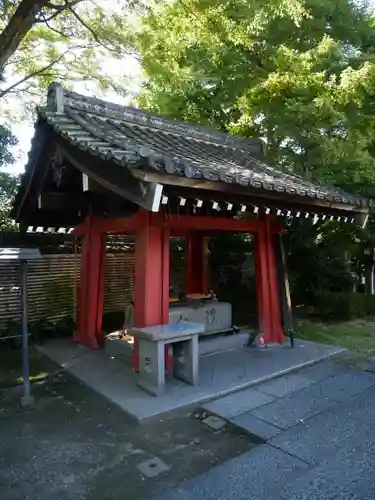 待乳山聖天（本龍院）の手水舎