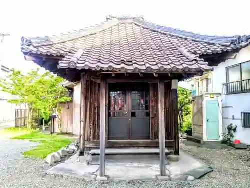 常覚院の本殿・本堂