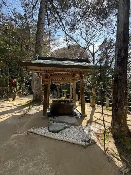 玉作湯神社の{uncategorized: "未分類", other: "その他", undefined: "問題あり", building: "その他建物", grave: "お墓", sacred_gate: "鳥居", guardian: "狛犬", statue: "像", buddha: "仏像", history: "歴史", nature: "自然", garden: "庭園", animal: "動物", pagoda: "塔", temizu: "手水舎", mountain_gate: "山門・神門", sanctuary: "本殿・本堂", subordinate: "末社・摂社", art: "芸術", scenery: "景色", jizo: "地蔵", ema: "絵馬", goshuin: "御朱印", omikuji: "おみくじ", items: "授与品その他", amulet: "お守り", goshuincho: "御朱印帳", eats: "食事", festival: "お祭り", votive_dance: "神楽", shichigosan: "七五三参", wedding: "結婚式", experience: "体験その他", initially: "初詣", around: "周辺", anti_infection: "感染症対策"}
