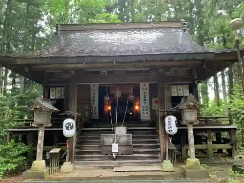 黒田原神社の本殿・本堂