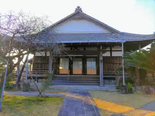 明源寺の本殿・本堂