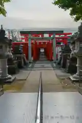 小泉稲荷神社の鳥居