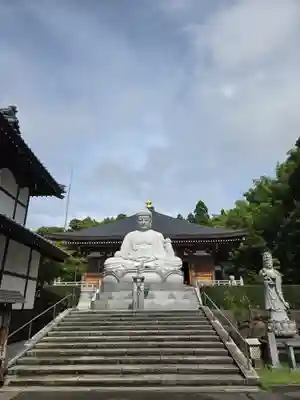御誕生寺（猫寺）(福井県)