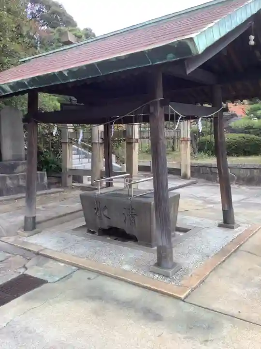 平坂熊野神社の手水舎