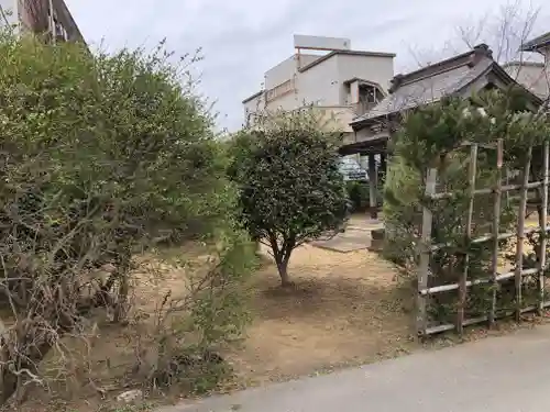 松生島弁財天宮の庭園