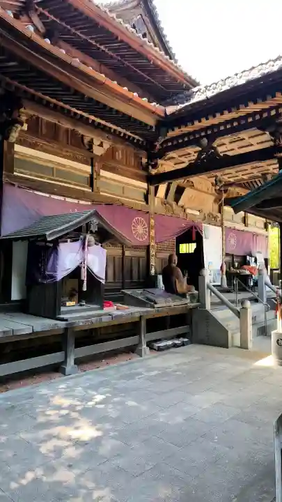 仙遊寺の{uncategorized: "未分類", other: "その他", undefined: "問題あり", building: "その他建物", grave: "お墓", sacred_gate: "鳥居", guardian: "狛犬", statue: "像", buddha: "仏像", history: "歴史", nature: "自然", garden: "庭園", animal: "動物", pagoda: "塔", temizu: "手水舎", mountain_gate: "山門・神門", sanctuary: "本殿・本堂", subordinate: "末社・摂社", art: "芸術", scenery: "景色", jizo: "地蔵", ema: "絵馬", goshuin: "御朱印", omikuji: "おみくじ", items: "授与品その他", amulet: "お守り", goshuincho: "御朱印帳", eats: "食事", festival: "お祭り", votive_dance: "神楽", shichigosan: "七五三参", wedding: "結婚式", experience: "体験その他", initially: "初詣", around: "周辺", anti_infection: "感染症対策"}