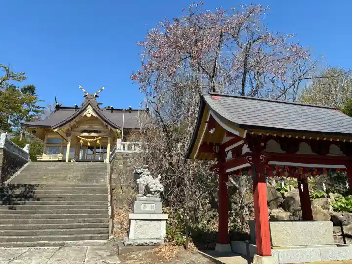 厳島神社の{uncategorized: "未分類", other: "その他", undefined: "問題あり", building: "その他建物", grave: "お墓", sacred_gate: "鳥居", guardian: "狛犬", statue: "像", buddha: "仏像", history: "歴史", nature: "自然", garden: "庭園", animal: "動物", pagoda: "塔", temizu: "手水舎", mountain_gate: "山門・神門", sanctuary: "本殿・本堂", subordinate: "末社・摂社", art: "芸術", scenery: "景色", jizo: "地蔵", ema: "絵馬", goshuin: "御朱印", omikuji: "おみくじ", items: "授与品その他", amulet: "お守り", goshuincho: "御朱印帳", eats: "食事", festival: "お祭り", votive_dance: "神楽", shichigosan: "七五三参", wedding: "結婚式", experience: "体験その他", initially: "初詣", around: "周辺", anti_infection: "感染症対策"}